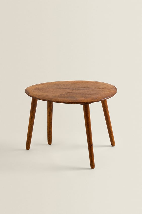 wooden table